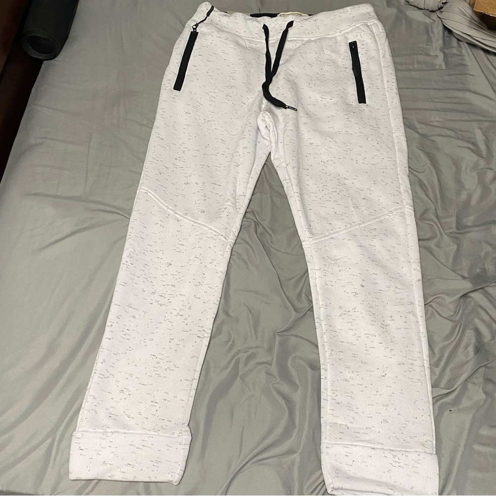 alexander julian sweats